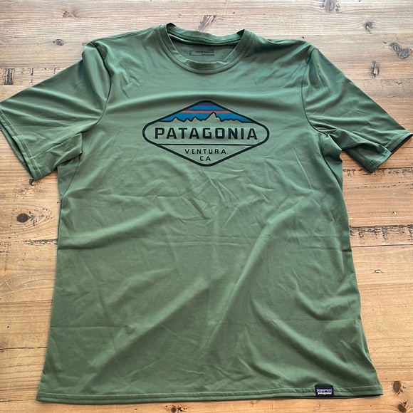 NWOT Patagonia Capilene Baselayer Moisture Wicking - Picture 1 of 7